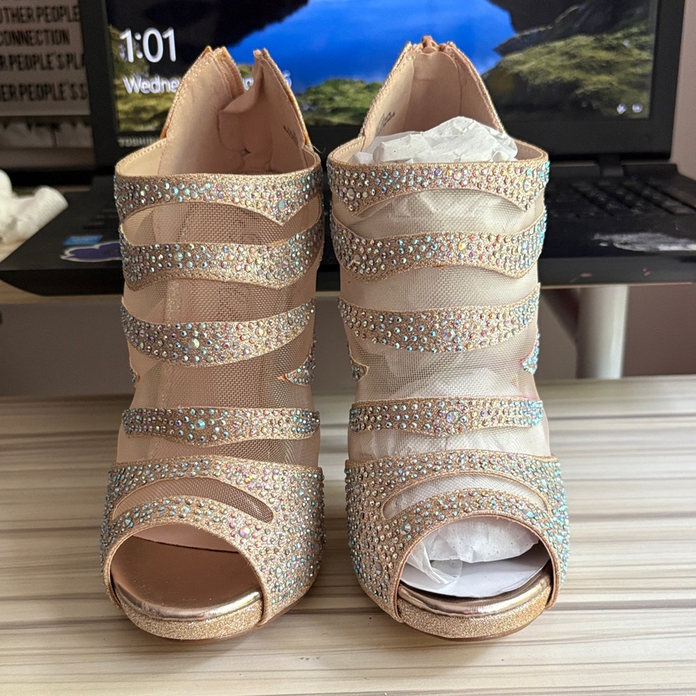 De Blossom Collection Gold Rhinestone Heels